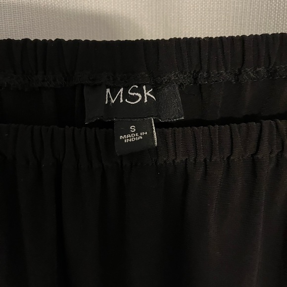 Off the shoulder little black dress - Picture 3 of 3